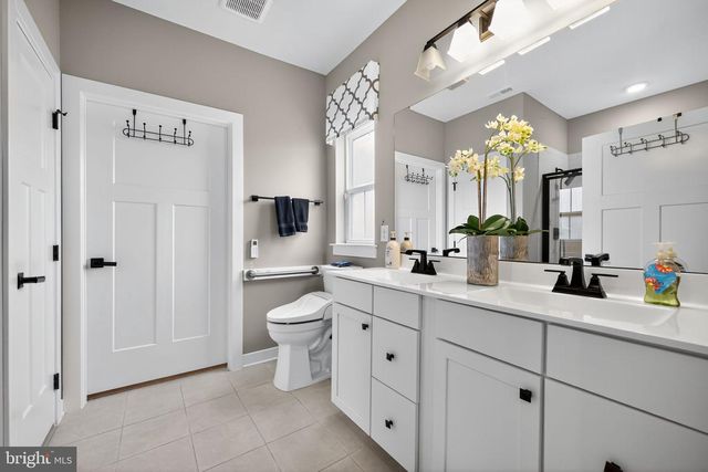 203 AMESBURY BLVD, Swedesboro, NJ 08085