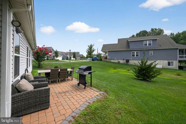 203 AMESBURY BLVD, Swedesboro, NJ 08085