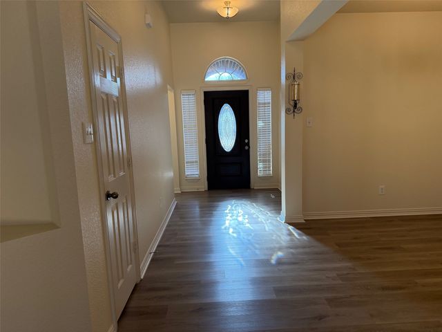 4324 Stone Hollow Way, Fort Worth, TX 76040