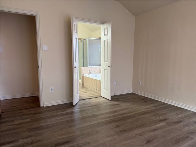 4324 Stone Hollow Way, Fort Worth, TX 76040