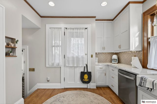 5004 Cuming Street, Omaha, NE 68132