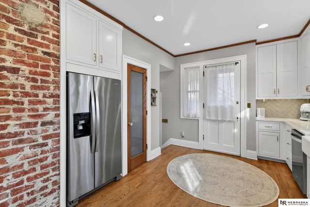 5004 Cuming Street, Omaha, NE 68132