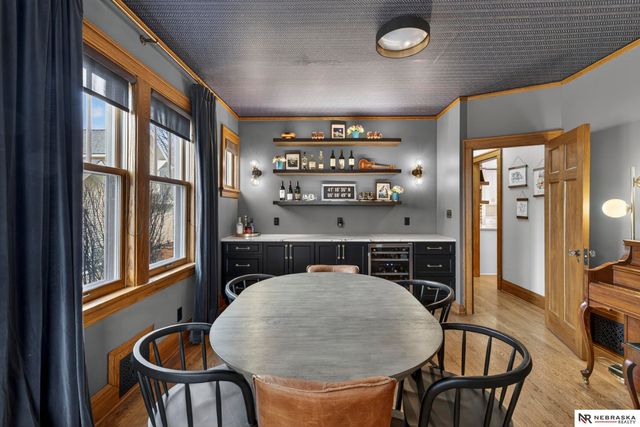 5004 Cuming Street, Omaha, NE 68132