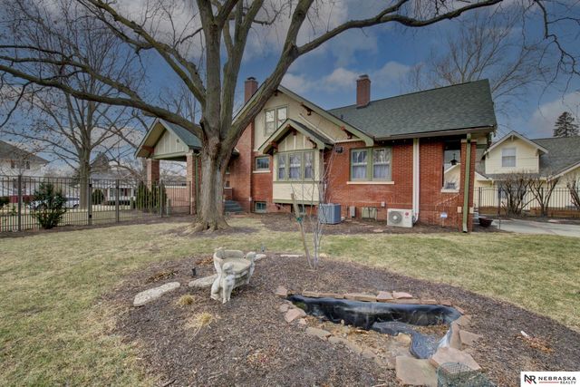 5004 Cuming Street, Omaha, NE 68132