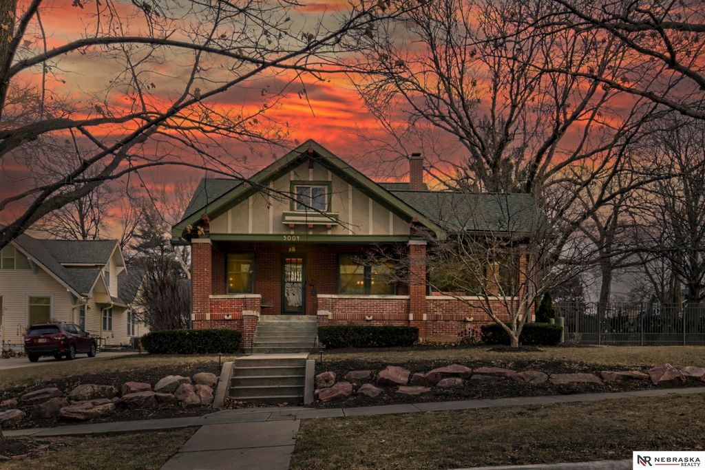 5004 Cuming Street, Omaha, NE 68132