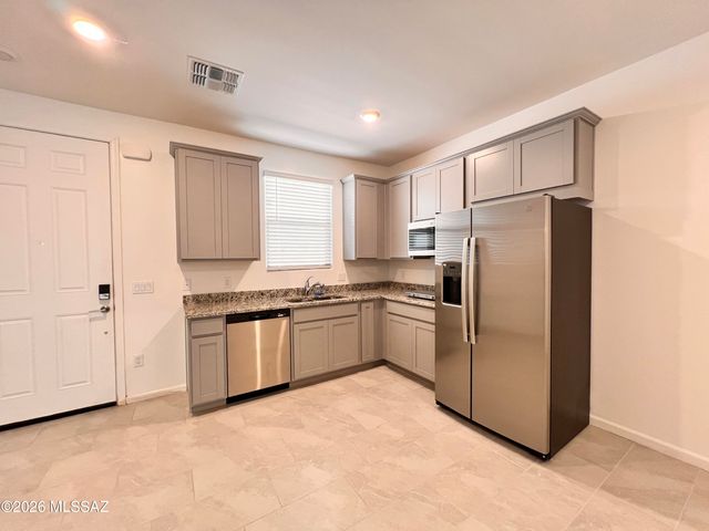 7912 S Bonanza Park Drive, Tucson, AZ 85747