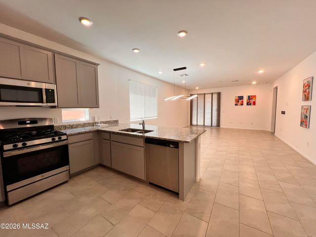 7912 S Bonanza Park Drive, Tucson, AZ 85747