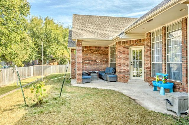 3716 Winners Circle, Edmond, OK 73034