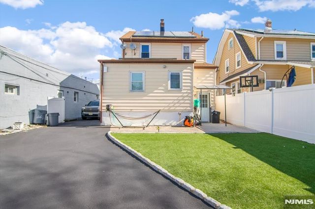 264 Union Street, Lodi, NJ 07644