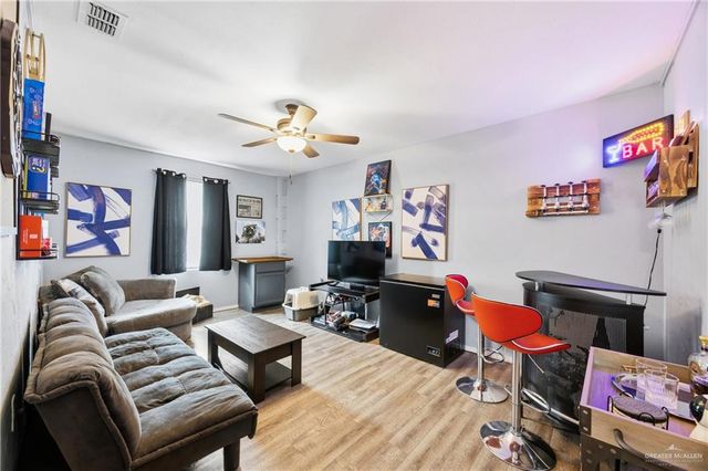 2004 Hawk Avenue, Mcallen, TX 78504