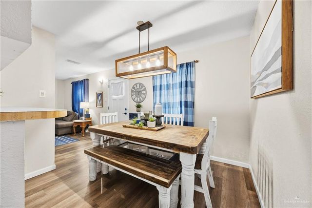 2004 Hawk Avenue, Mcallen, TX 78504