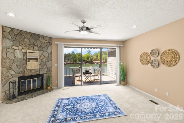 506 Catspaw Road, Statesville, NC 28677