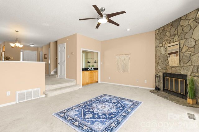 506 Catspaw Road, Statesville, NC 28677