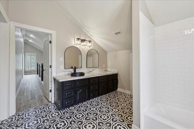 102 Timbercreek Lane, Lumberton, TX 77657