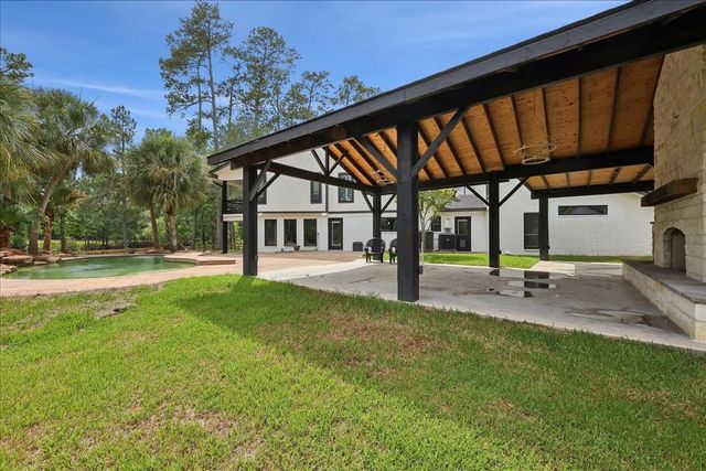 102 Timbercreek Lane, Lumberton, TX 77657