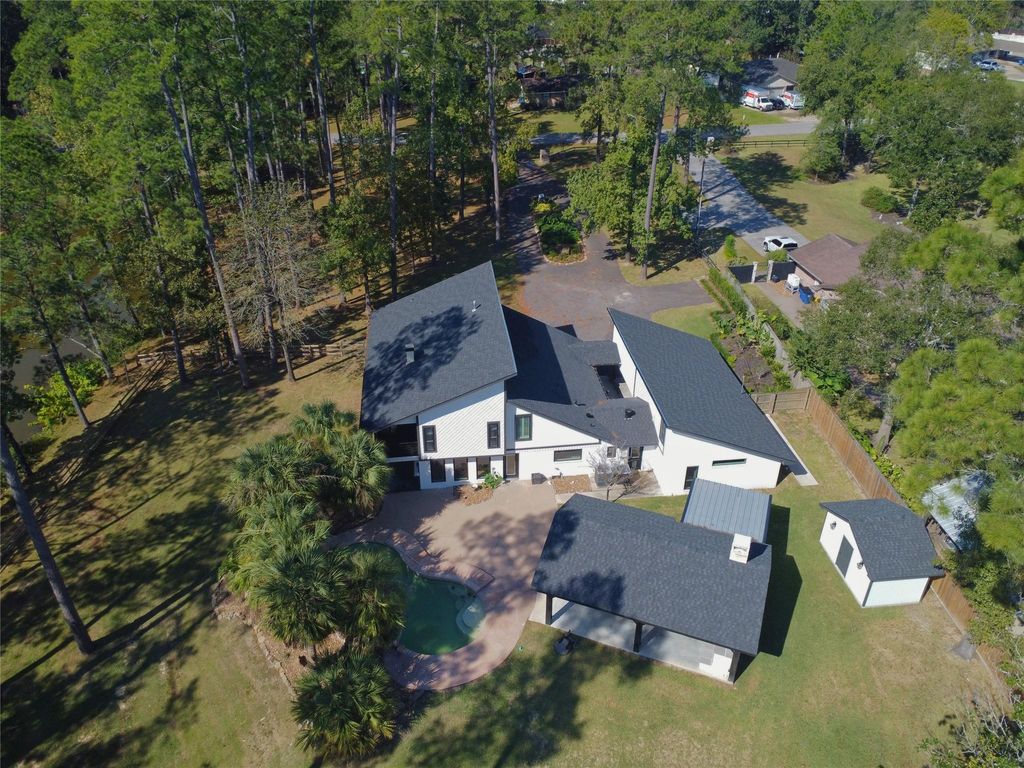 102 Timbercreek Lane, Lumberton, TX 77657
