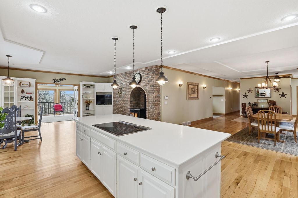 21727 N Vista Cir, Colbert, WA 99005 photo 13