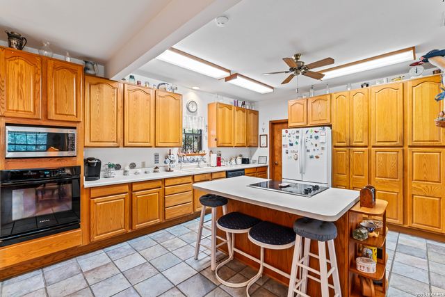 30641 Beck, Bulverde, TX 78163