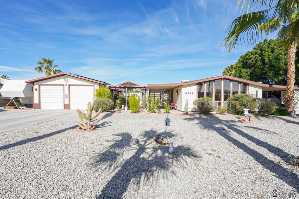 13614 E 45 Dr, Yuma, AZ 85367
