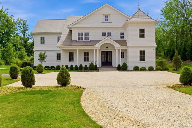 3 Crane Road, Lloyd Harbor, NY 11743