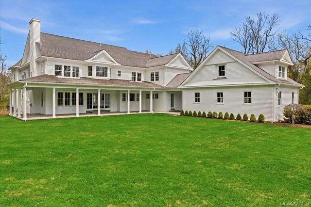 3 Crane Road, Lloyd Harbor, NY 11743
