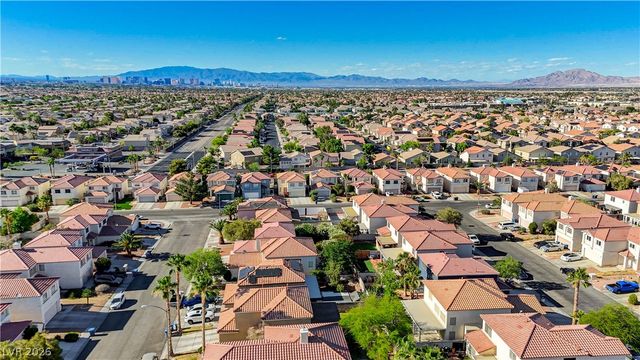 10147 Lemon Thyme Street, Las Vegas, NV 89183