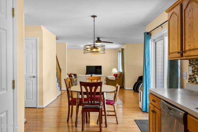 1640 Angelina Terrace, Guilderland, NY 12303