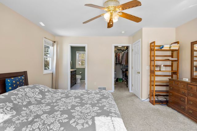 1640 Angelina Terrace, Guilderland, NY 12303