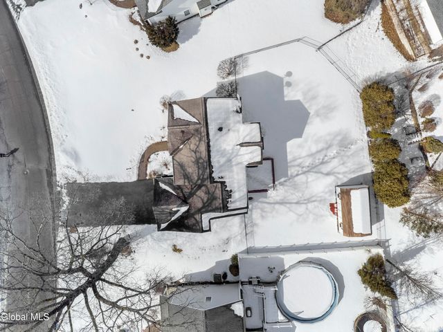 1640 Angelina Terrace, Guilderland, NY 12303