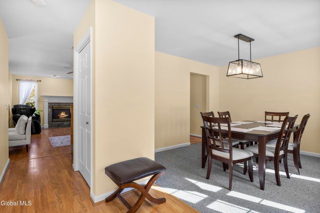 1640 Angelina Terrace, Guilderland, NY 12303