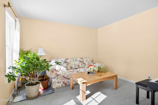 1640 Angelina Terrace, Guilderland, NY 12303