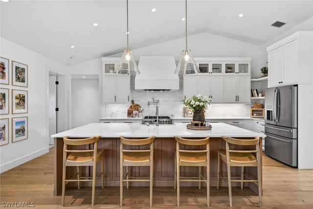 1815 Princess CT, Naples, FL 34110