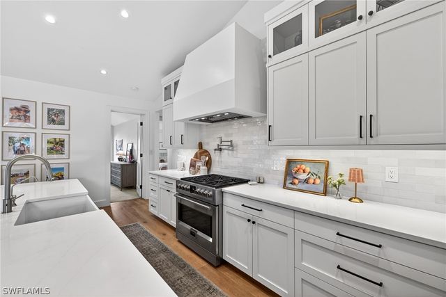 1815 Princess CT, Naples, FL 34110