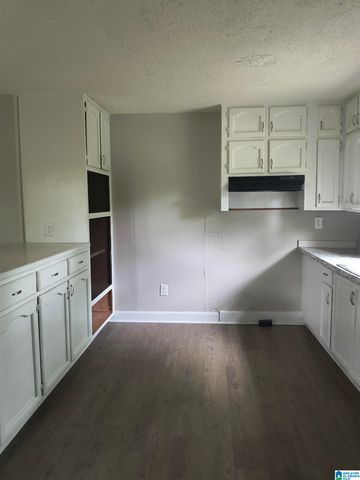 5223 LOOP ROAD, Birmingham, AL 35224