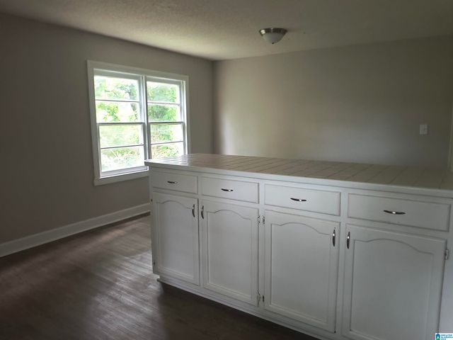 5223 LOOP ROAD, Birmingham, AL 35224