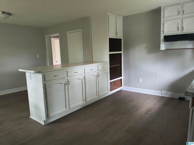5223 LOOP ROAD, Birmingham, AL 35224
