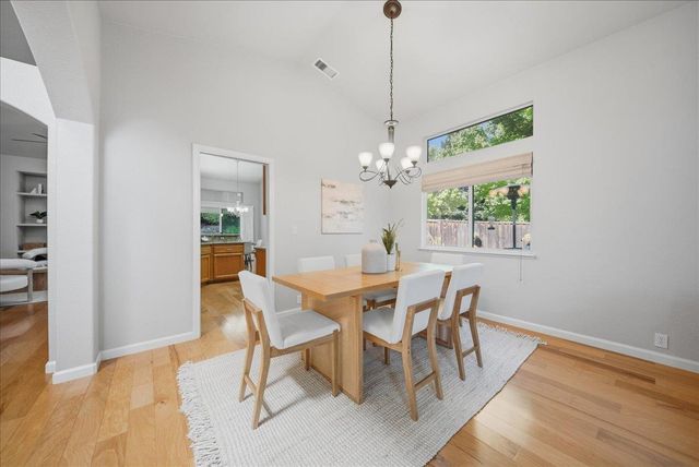 6014 Equestrian Terrace, Rocklin, CA 95677
