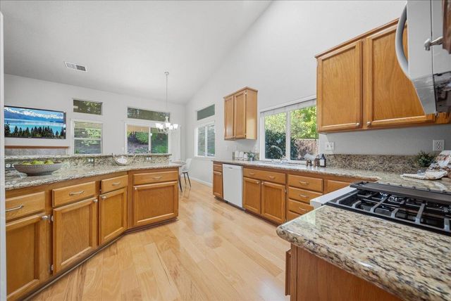 6014 Equestrian Terrace, Rocklin, CA 95677