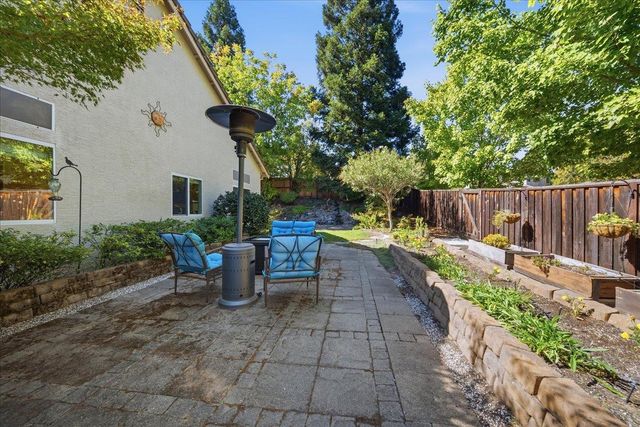 6014 Equestrian Terrace, Rocklin, CA 95677