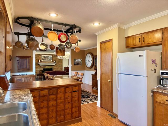 7588 Broadview Drive, Newburgh, IN 47630