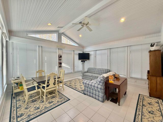 7588 Broadview Drive, Newburgh, IN 47630