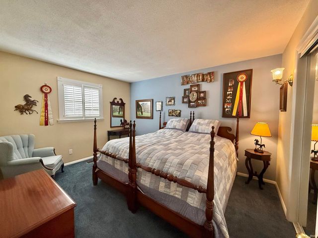 7588 Broadview Drive, Newburgh, IN 47630