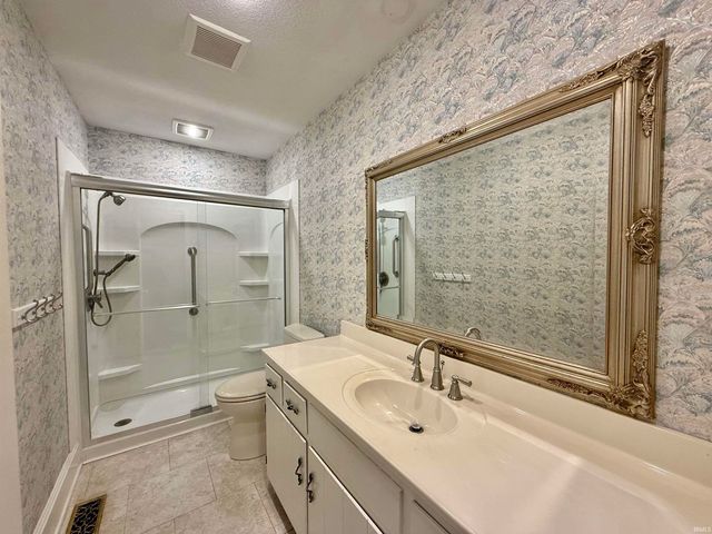 7588 Broadview Drive, Newburgh, IN 47630