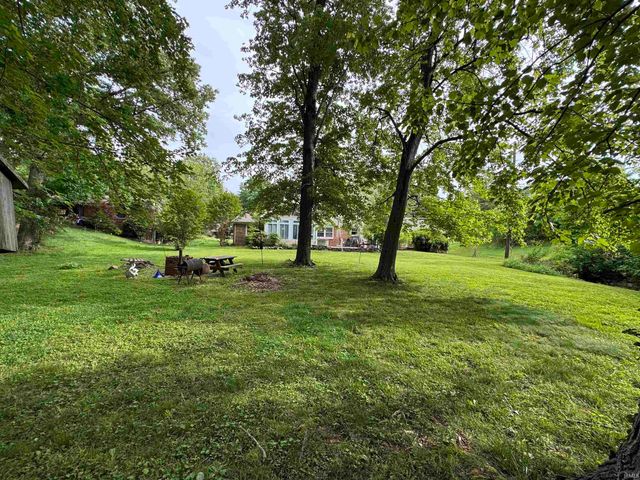 7588 Broadview Drive, Newburgh, IN 47630