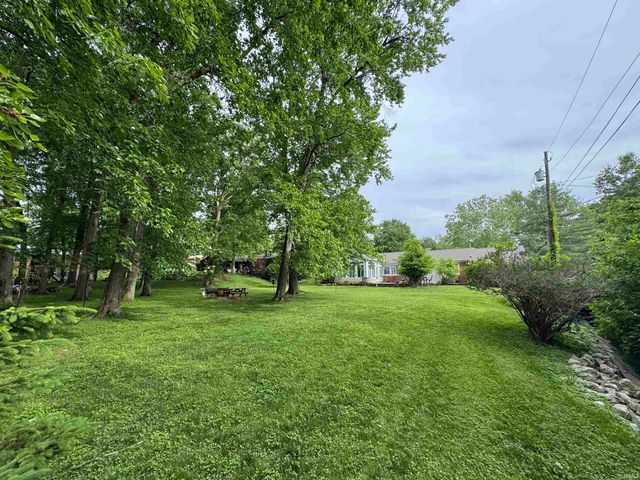 7588 Broadview Drive, Newburgh, IN 47630