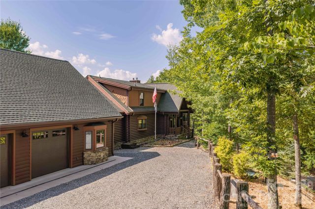 925 Appalachian Way, Bryson City, NC 28713