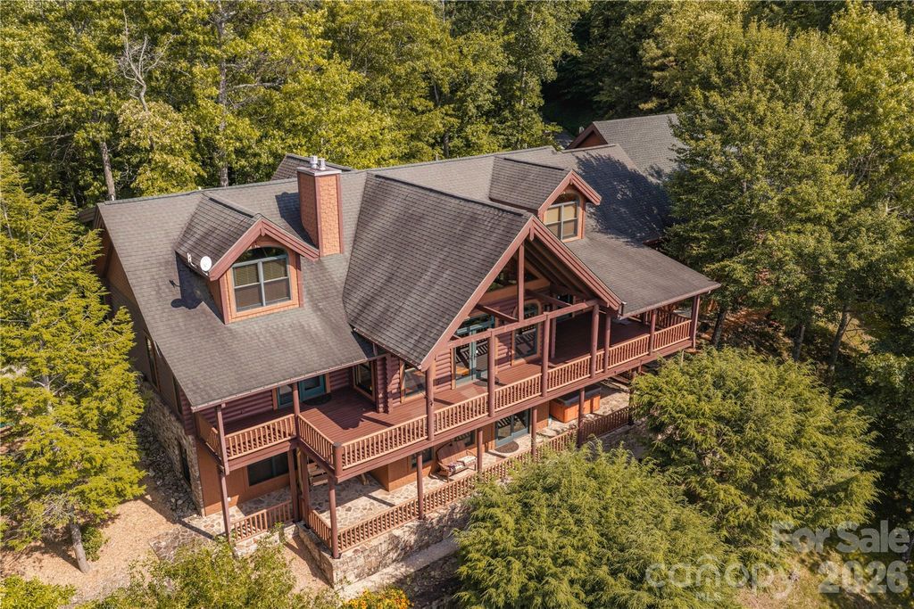 925 Appalachian Way, Bryson City, NC 28713
