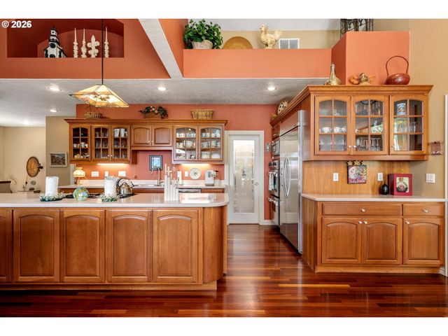 9380 Se KINGSWOOD Way, Damascus, OR 97089
