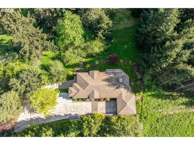 9380 Se KINGSWOOD Way, Damascus, OR 97089