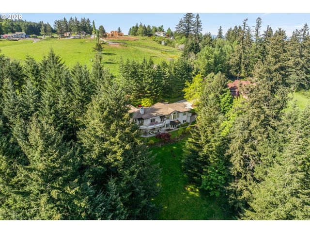 9380 Se KINGSWOOD Way, Damascus, OR 97089